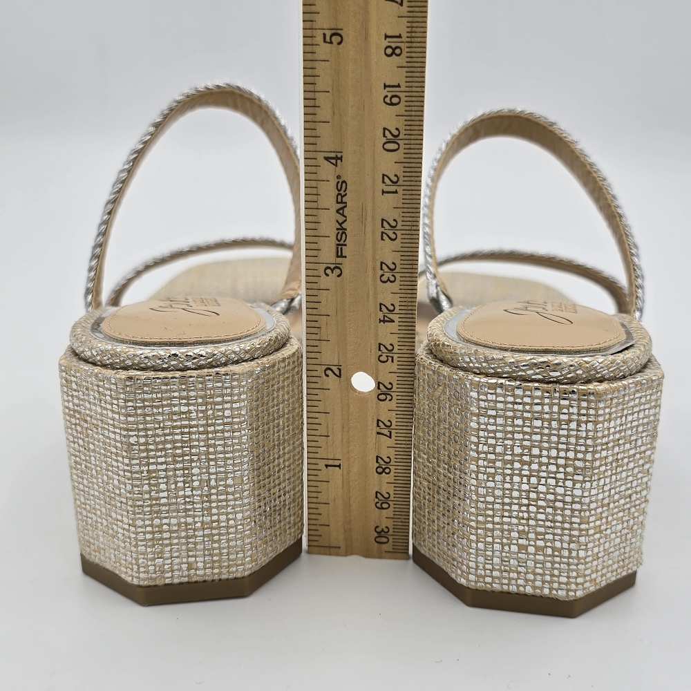 NWOT Jewel Badgley Mischka Heat Textured Block Heel Mule Slide Sandals, Silver 6 - Picture 9 of 16